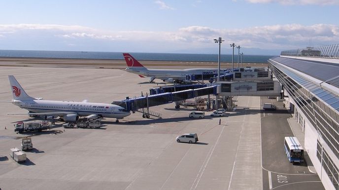 免費使用大阪關西國際機場KIX Airport Lounge服務