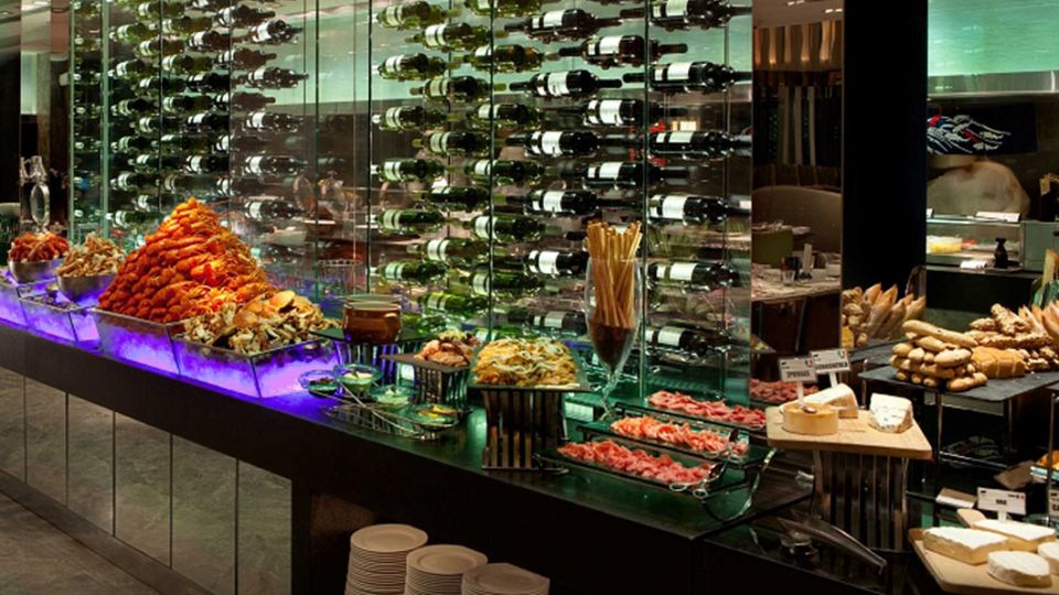 Visa Signature及Visa Infinite持卡人尊享the mira Hong Kong買一送一午餐禮遇