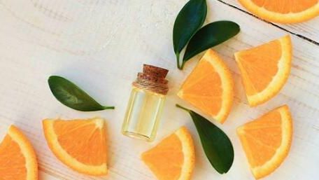 於 iHerb 消費滿USD80 即減USD8及5% iHerb 會員 積分