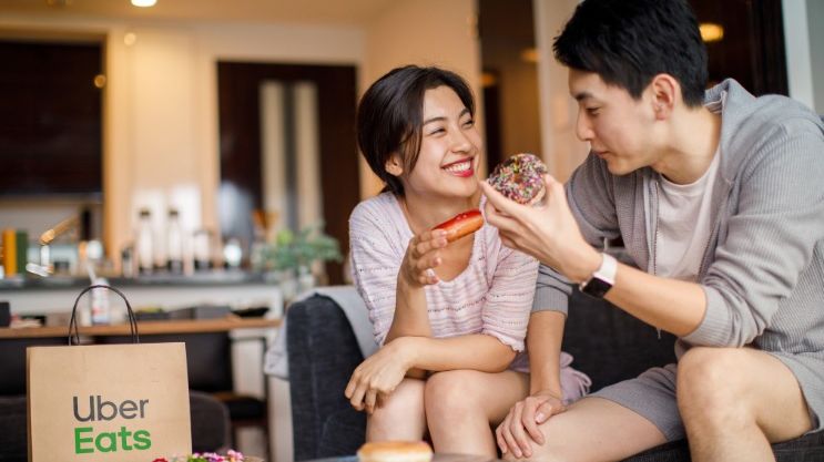 Uber Eats 新用戶 消費滿HK$100可享 半價 優惠 及現有用戶可享5次 免費 送餐